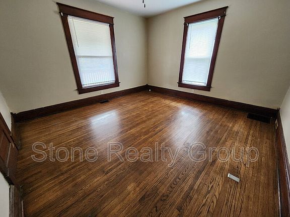 4th image of 103 S 18th St Unit A