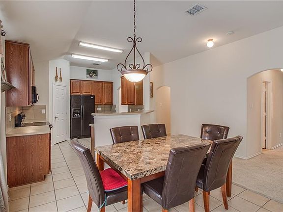 4th image of 6113 Goldenrod Dr