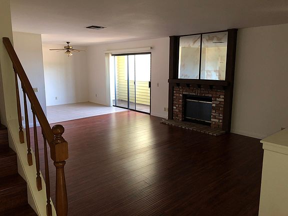 4th image of 2284 Waltonia Dr