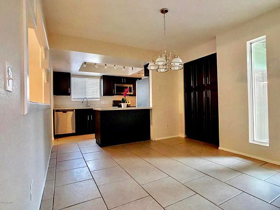 4th image of 1466 E Enid Ave