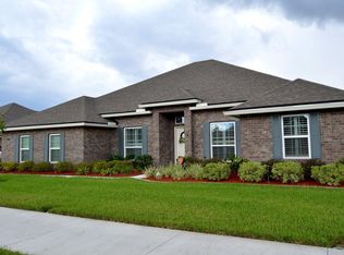 1677 Kilchurn Rd, Jacksonville, FL 32221