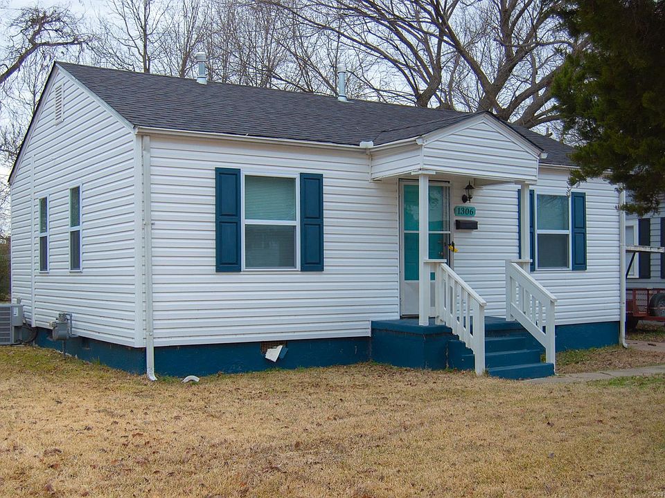 1st image of 1306 E Osage Ave