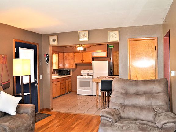 5th image of 3316 D Ave