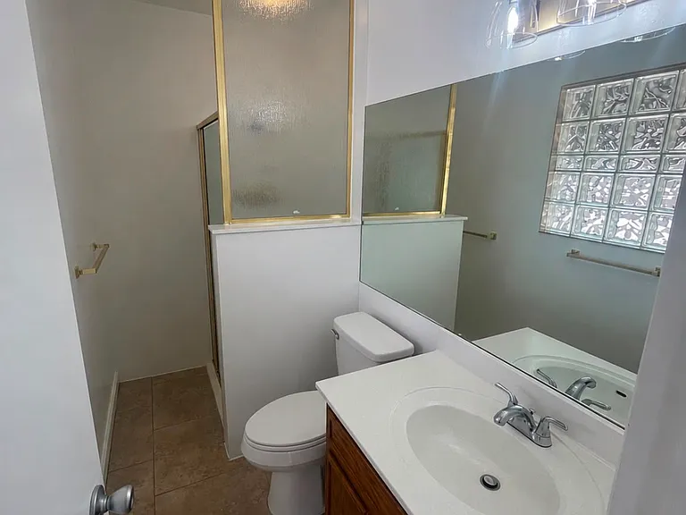 8231 E Clarendon Ave — Photo 16