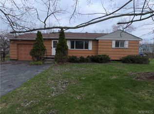3956 Lincoln Ave, Hamburg, NY 14075