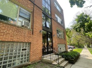6827 N Oakley Ave APT 3C, Chicago, IL 60645