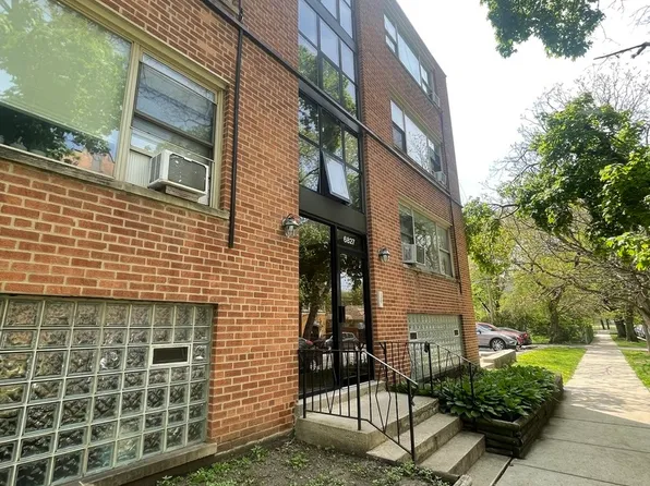 6827 N Oakley Ave APT 3C, Chicago, IL 60645