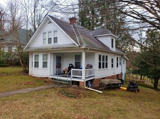 204 Chestnut St, Lewisburg, WV