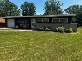 2201 N Alpine Rd, Rockford, IL 61107