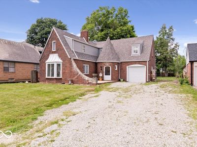 2112 W 12th St, Anderson, IN, 46016