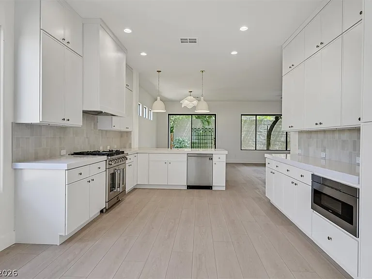 28 Stonemark Dr — Photo 13