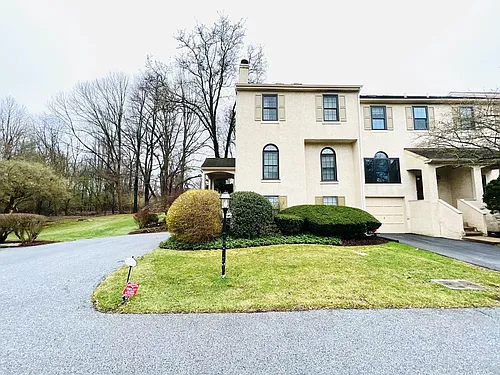 3308 Keswick Way Photo 1