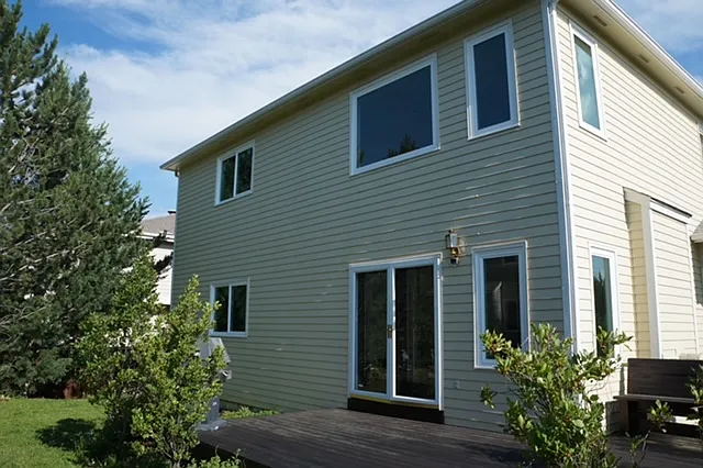 4 bed, 3670 sqft, $5,550 — Photo 4