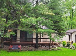 916 Old Stage Rd, Albrightsville, PA 18210