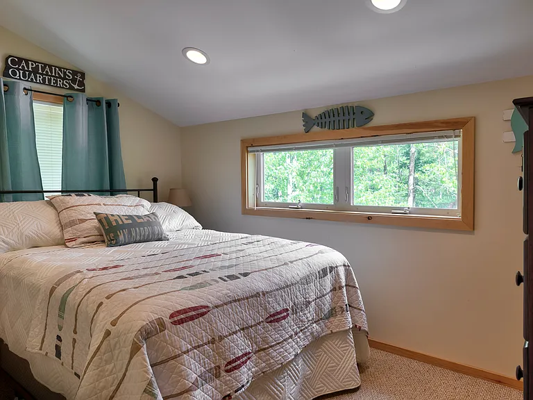 90 Lake Shore Dr — Photo 5