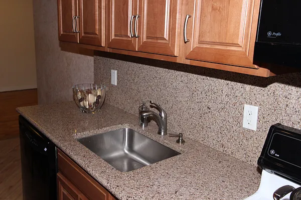 Sold by Superior Realty Service | media 1