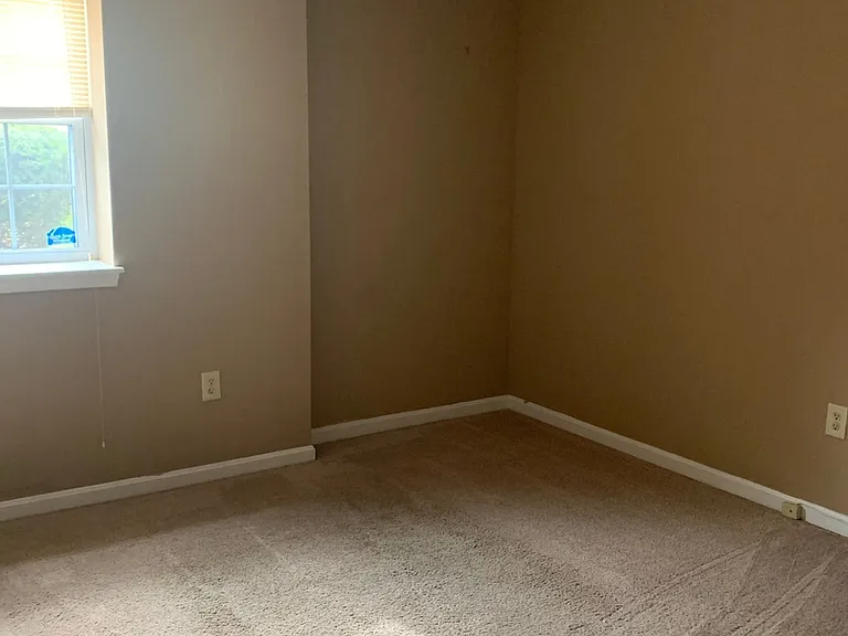 804 Christopher Dr — Photo 10