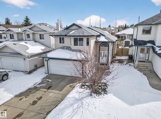 105 Foxboro Ter, Strathcona County, AB T8A 6C8