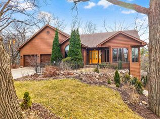 66 White Oaks Lane, Madison, WI 53711
