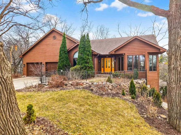 66 White Oaks Lane, Madison, WI 53711