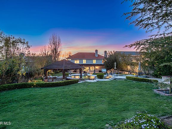 3rd image of 5766 Willowtree Dr