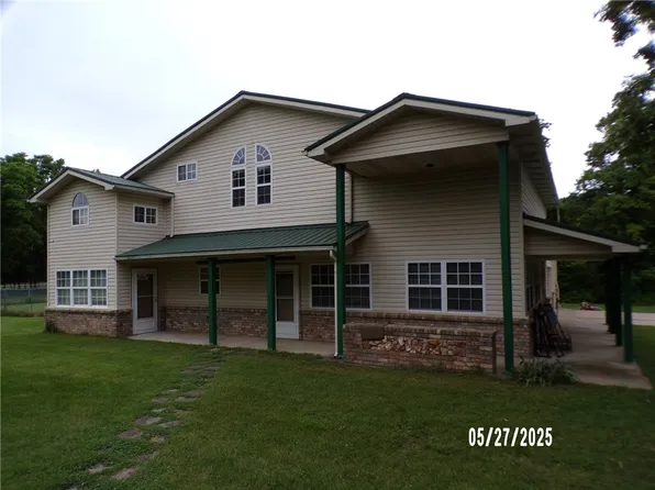 3049 N Arkansas St, Rogers, AR 72756