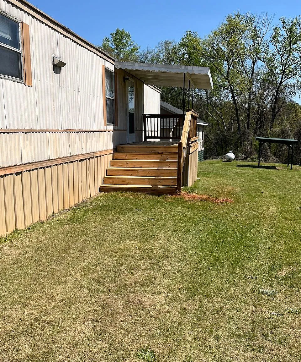 2 bed, 924 sqft, $1,000 — Photo 3