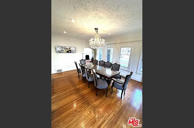 10736 Ashton Ave — Photo 17