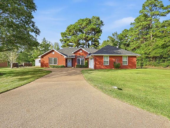 2nd image of 110 Cedar Ridge Cir