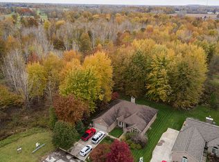 36491 Maple Leaf Dr, New Baltimore, MI