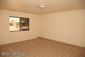 4th image of 1006 W Oxford Dr
