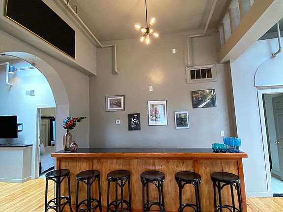 5th image of 17 Maple Ave #3