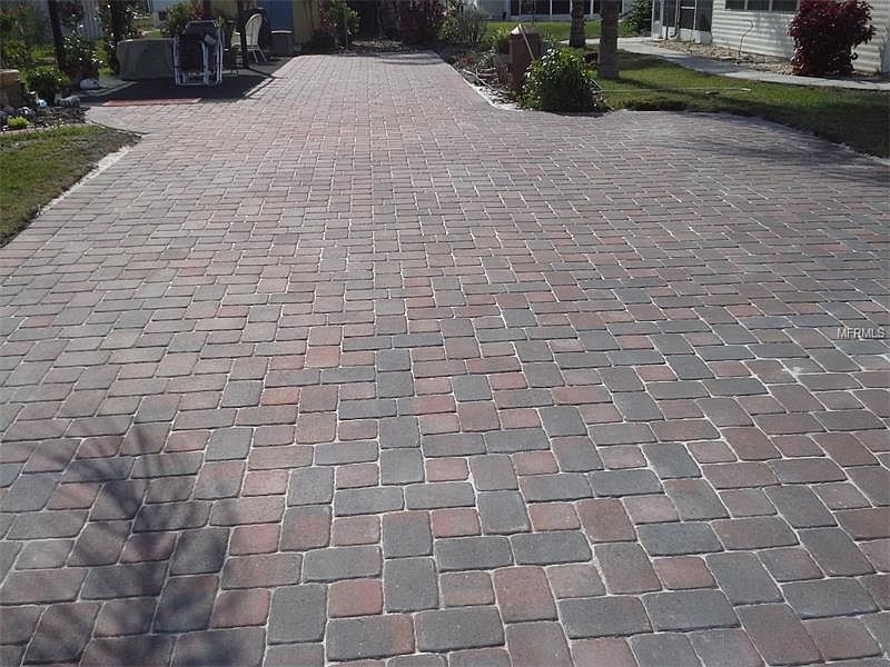 1st image of 2 Red Quill Cir
