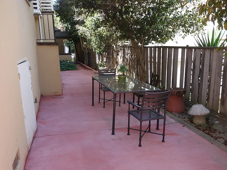 2201 Carroll St — Photo 17