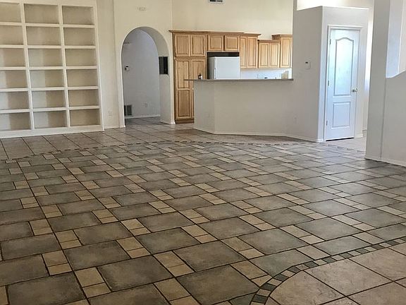 5th image of 10099 Catalonia Ct