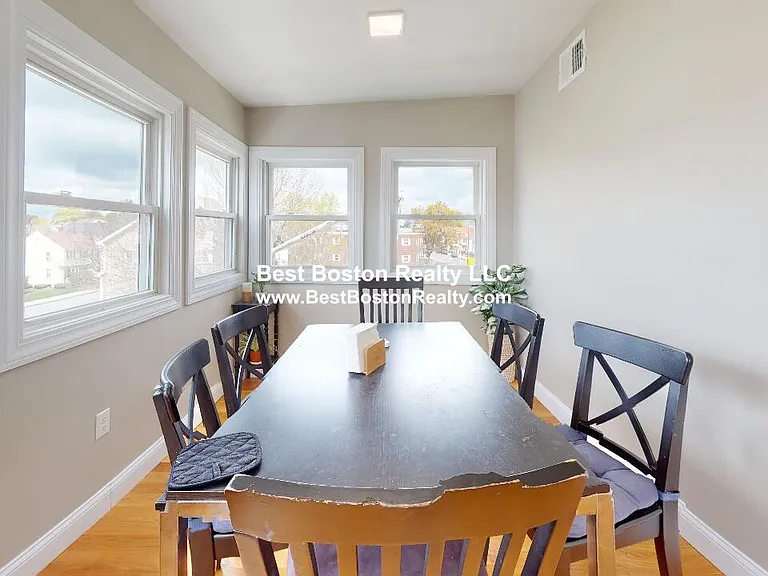 317 Main St #3 — Photo 9