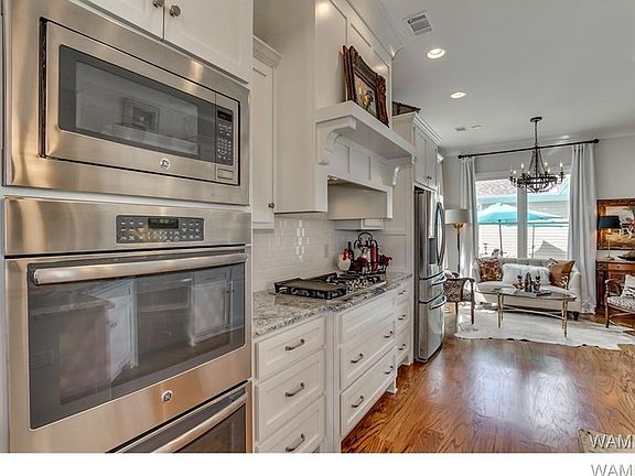 5th image of 5354 Savannah Ave