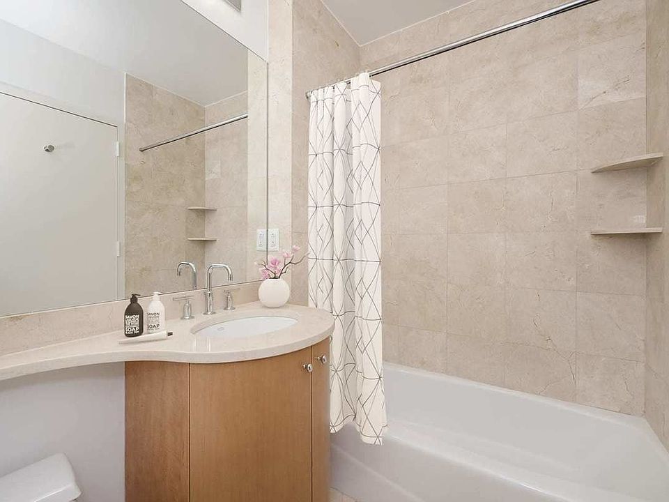 1st image of 222 E 34th St APT 625