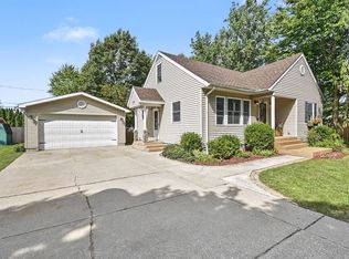 5404 Christena Rd, Bay City, MI 48706