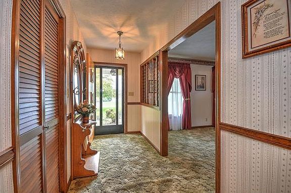 4th image of 374 Quillen Terrace Cir