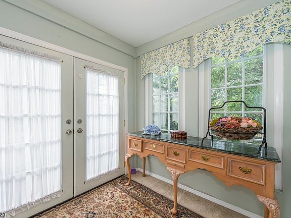 3rd image of 11 Evergreen Ave