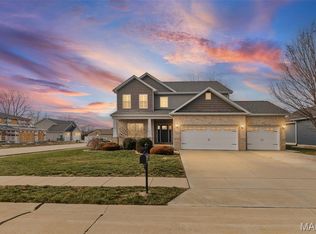 7001 Monaco Dr, O'Fallon, IL 62269