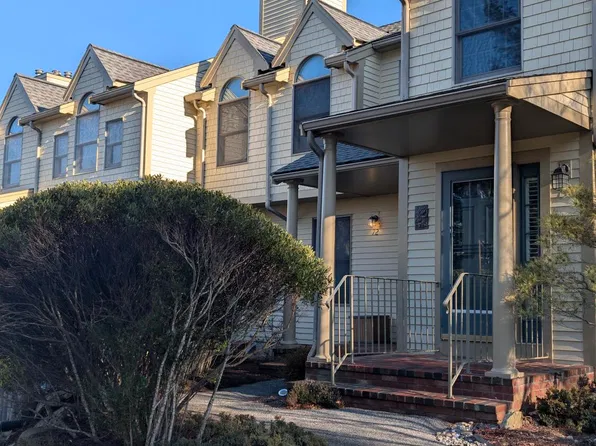 72 Patriots Way UNIT 72, Orleans, MA 02653
