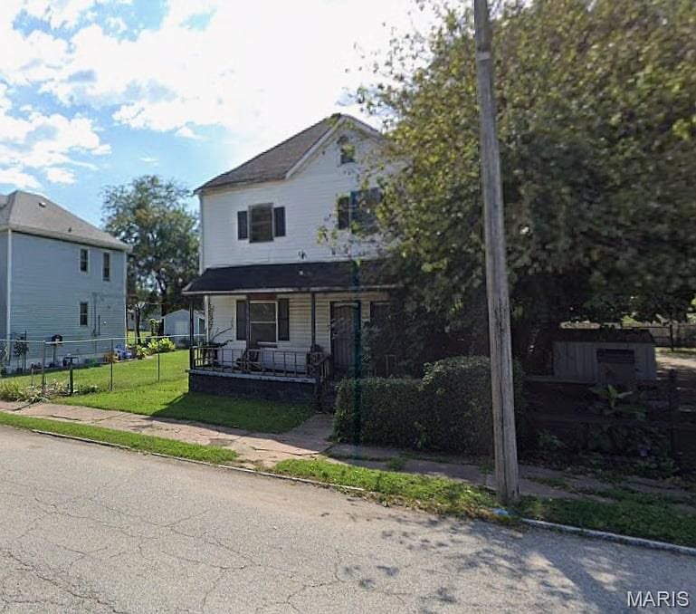 2nd image of 1628 Gaty Ave
