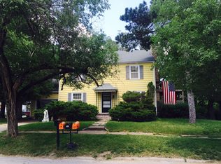 120 W 4th St, Onaga, KS 66521