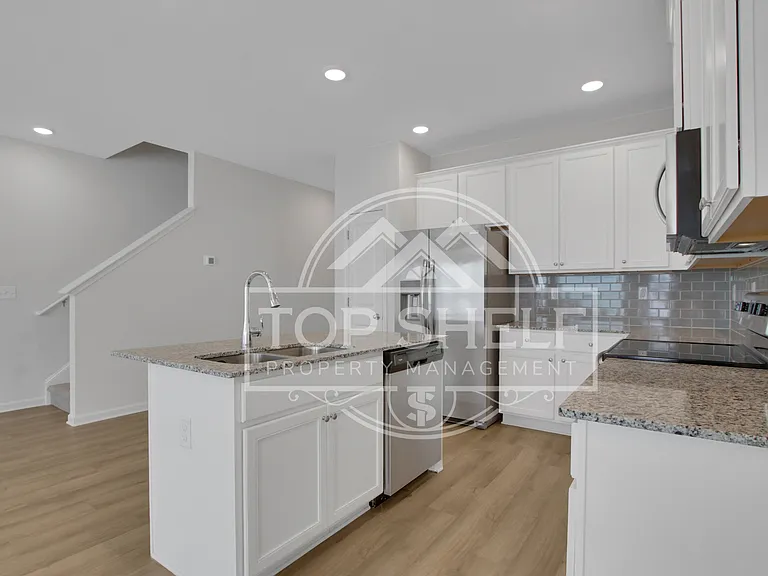 102 Jaxton St #1 — Photo 10