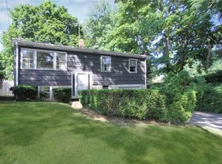 507 Revere Rd, Larchmont, NY 10538