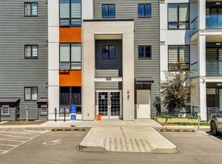 15 N Sage Meadows Lndg NW #5216, Calgary, AB T3P 1E5