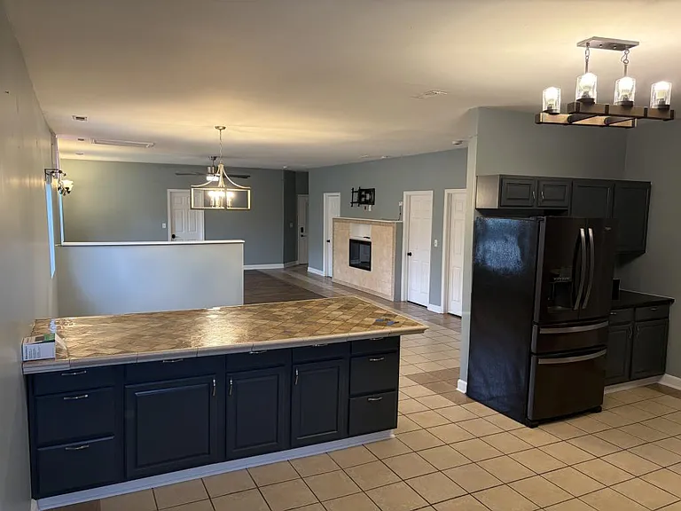 729 Meeker Ave — Photo 19
