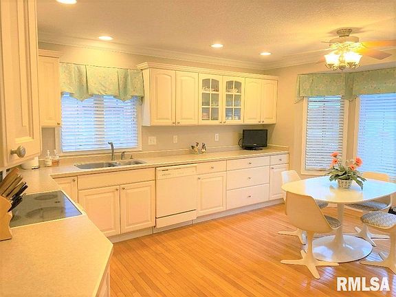 4th image of 5308 N Stenning Dr